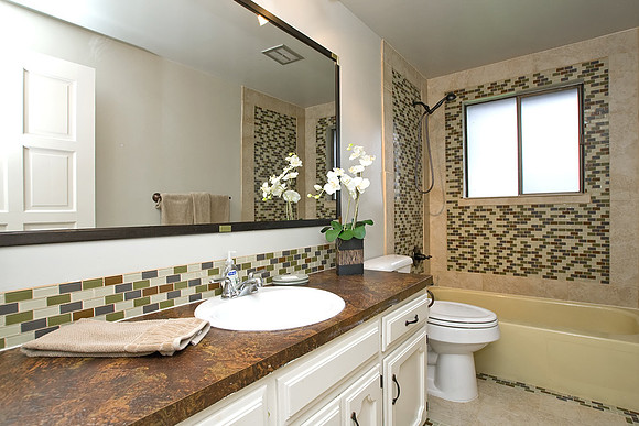 Main Bath