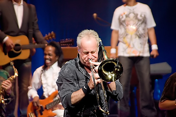 Chicago & EWF
